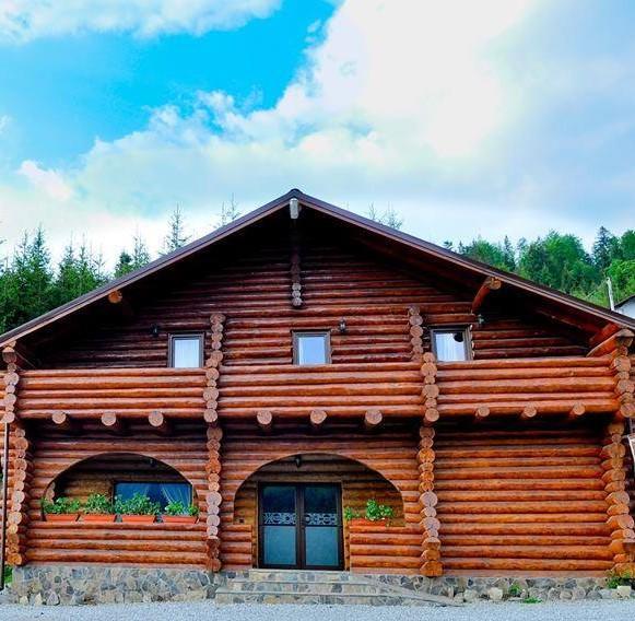 Hanul Prislop Statjunea Borsa Luaran gambar